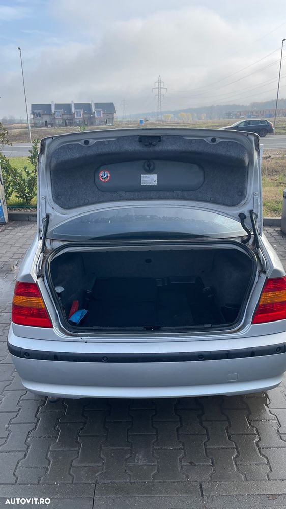 BMW Seria 3 ver-318d - 5