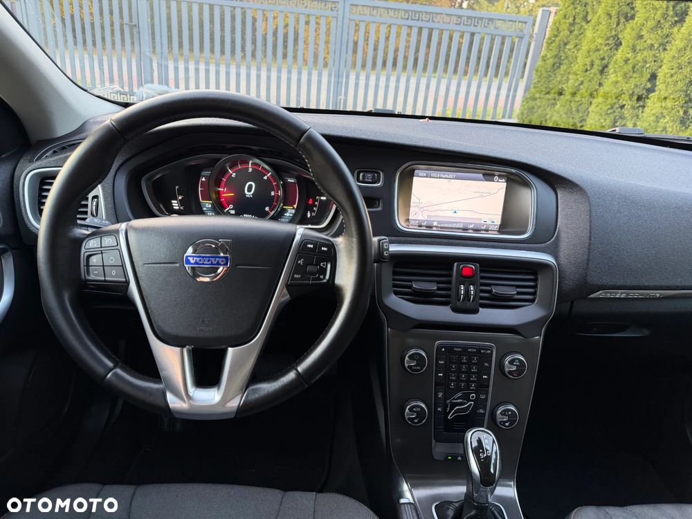 Volvo V40 Cross Country 2013