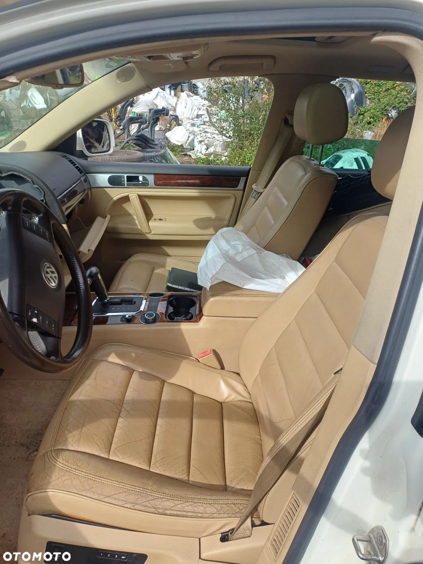 Fotel lewy kierowcy elektryczny Volkswagen Touareg I 7L 2005r - 1
