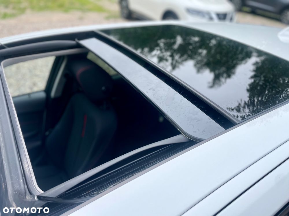 BMW Seria 3 318d DPF Edition Sport - 9