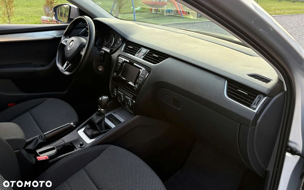 Skoda Octavia 2.0 TDI Sport Edition - 17