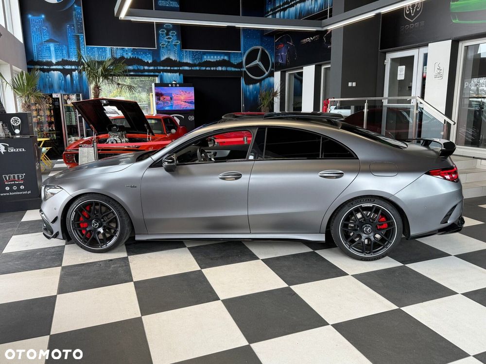 Mercedes-Benz CLA - 12