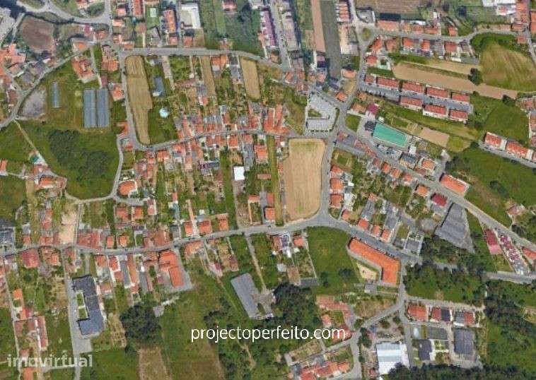 Terreno Para Construção  Venda em Gulpilhares e Valadares,Vila Nova de - Grande imagem: 2/4