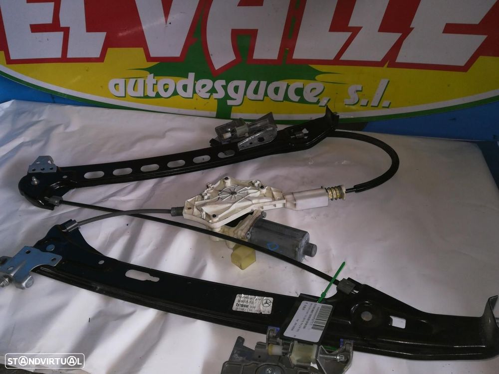 ELEVADOR TRASEIRO DIREITO MERCEDES-BENZ CLS BM 219 - 1