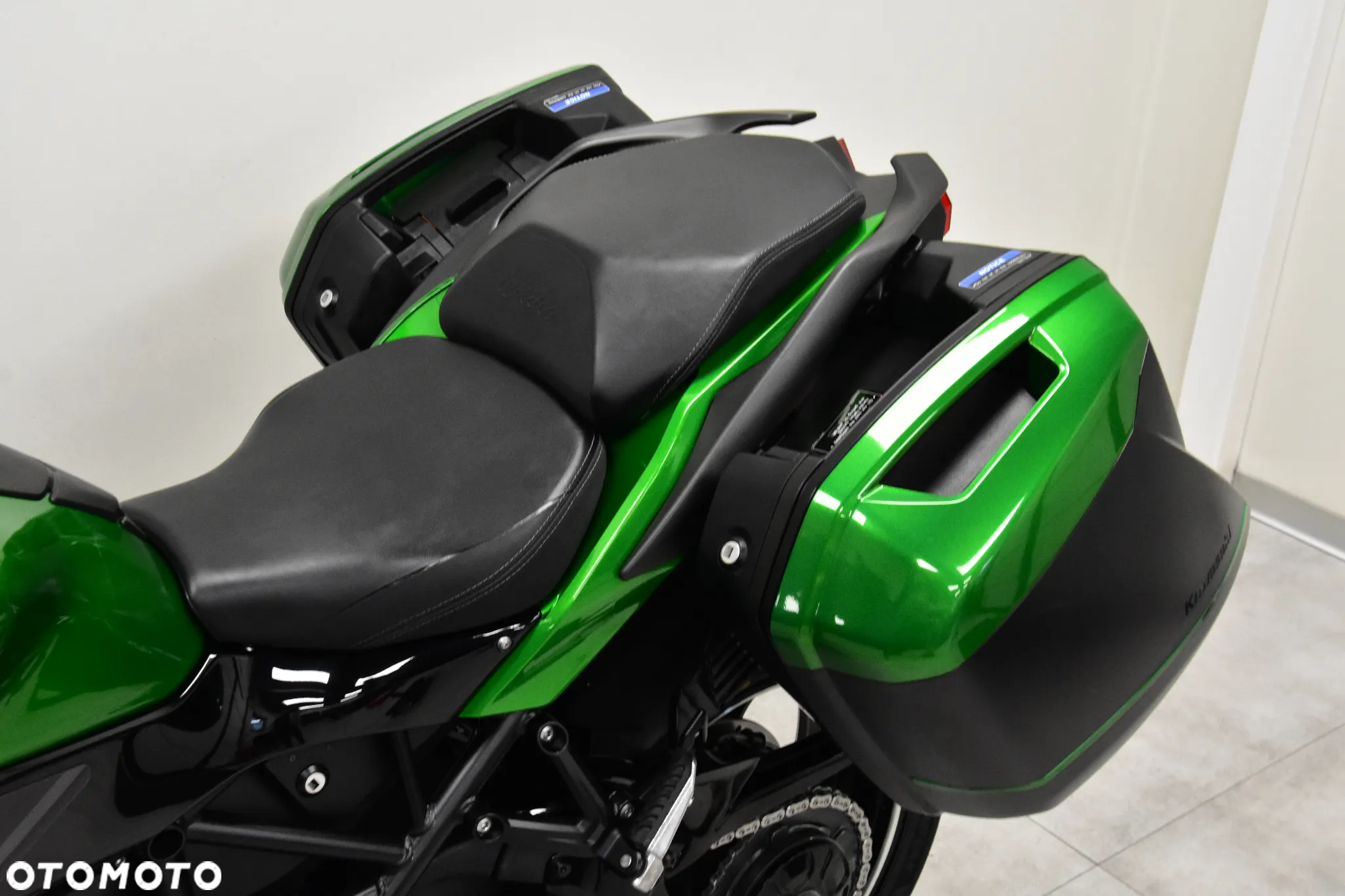 Kawasaki Ninja H2 SX - 17
