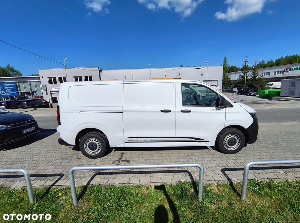 Volkswagen Transporter Furgon silnik: 2,0 l TDI 4MO 150 KM / skrzynia biegów: 8-biegowa automatyczna 4MOTION rozstaw osi: 3500 mm - 2
