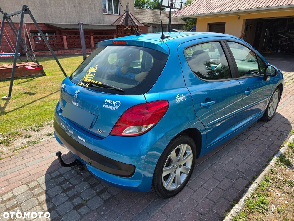 Peugeot 207 - 6