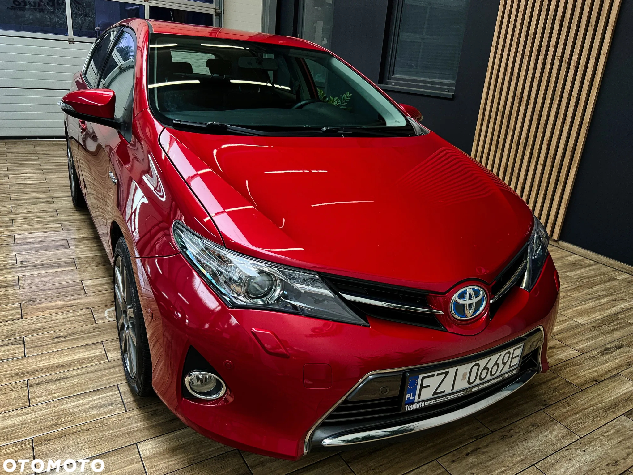 Toyota Auris 1.8 HSD Prestige NAVI - 4