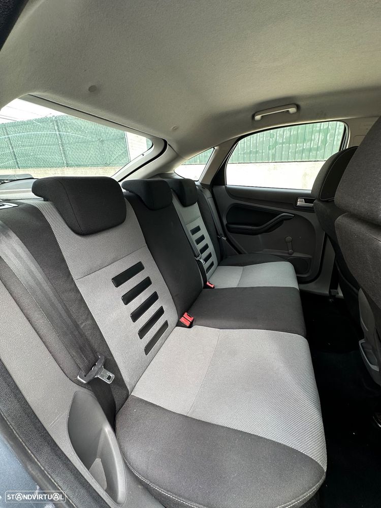 Ford Focus 1.6 TDCi Trend - 8