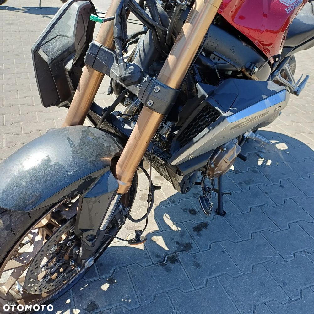 Honda CB - 10