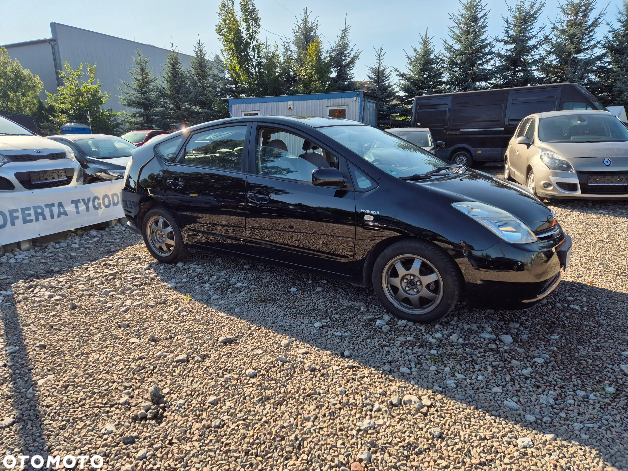 Toyota Prius - 4