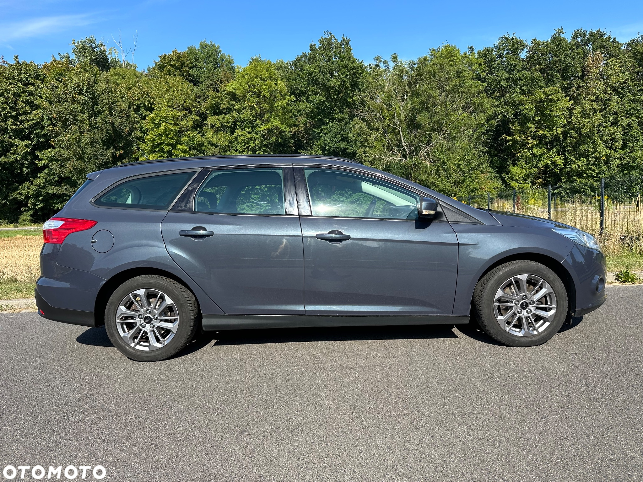 Ford Focus 1.6 SYNC Edition - 12