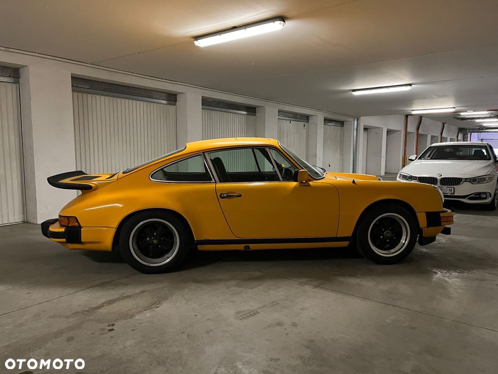 Porsche 911 - 4