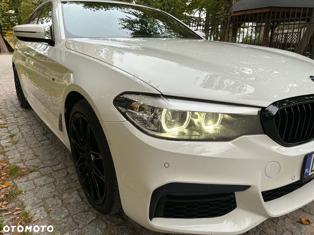 BMW Seria 5 2020 photo 2