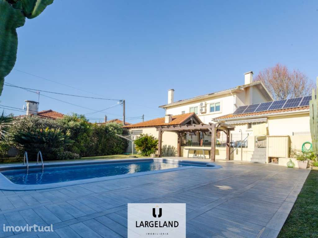 Moradia T4 isolada - Oliveira de Azeméis - Grande imagem: 2/23