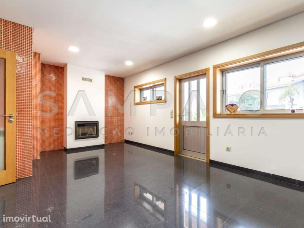 Moradia T4 em São Pedro da Cova, como Nova - Grande imagem: 5/31