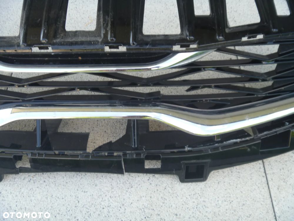 KIA CEED III LIFT 2021 ATRAPA ZDERZAKA ORYGINAŁ 86351-J7DB0 - 2