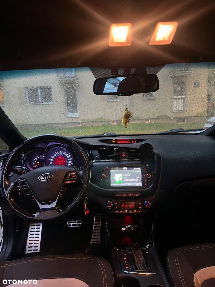 Kia Ceed Cee'd 1.6 CRDi GT Line DCT - 12