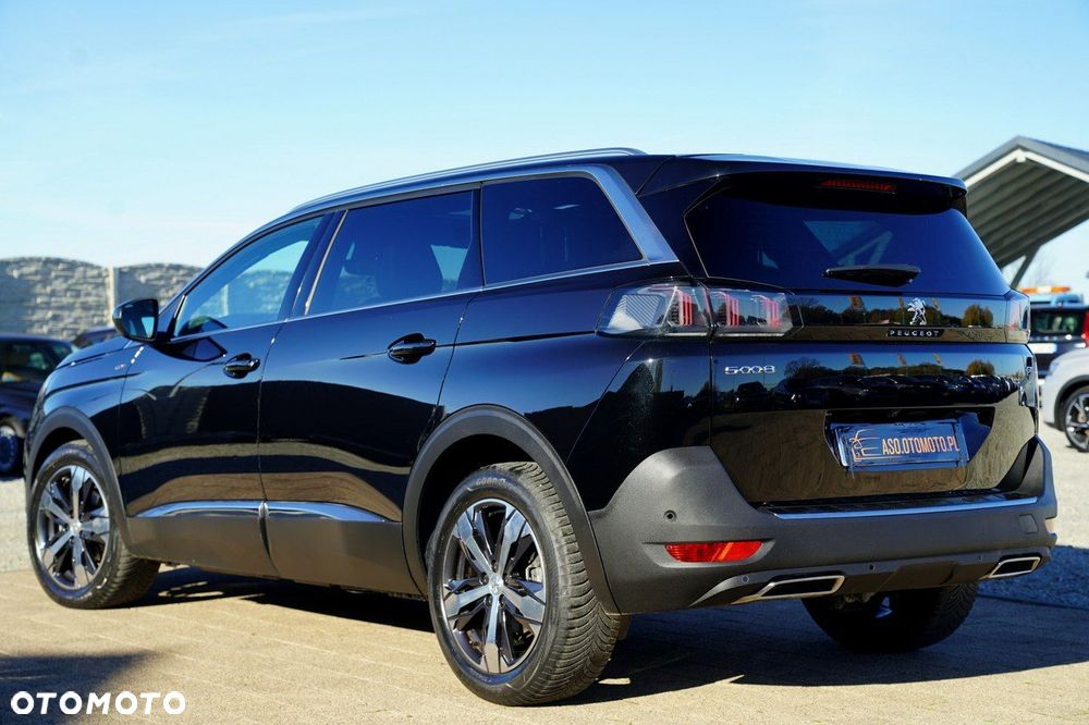 Peugeot 5008 - 10