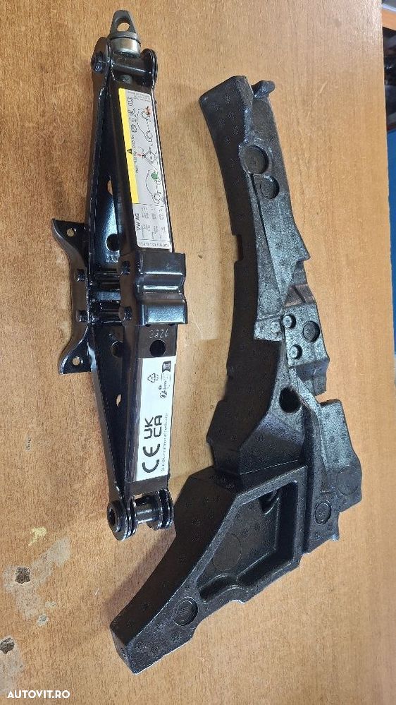 Cric cheie de roti Golf 7 Octavia Audi originale 2012+ - 1