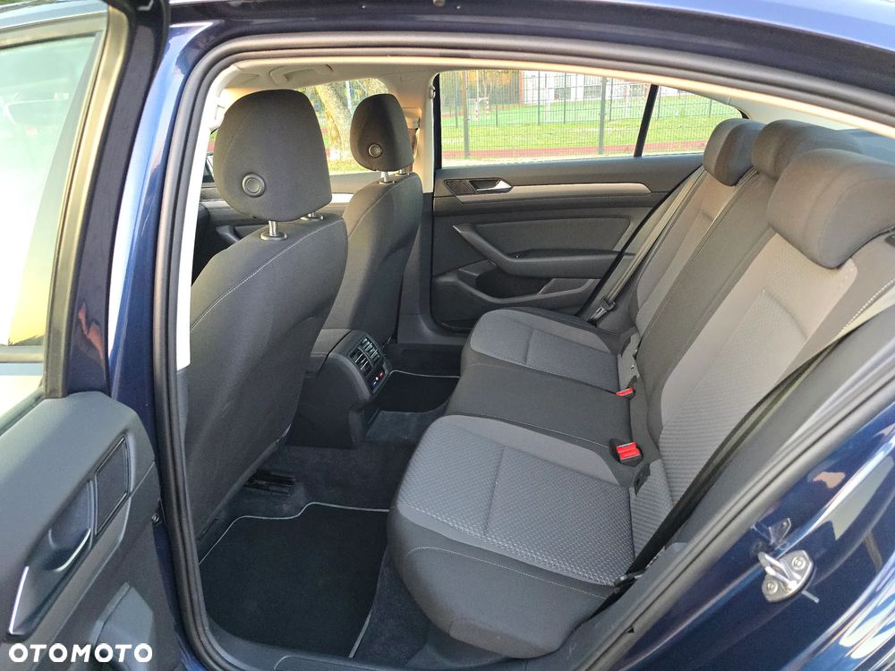 Volkswagen Passat 1.4 TSI ACT (BlueMotion Technology) Comfortline - 9