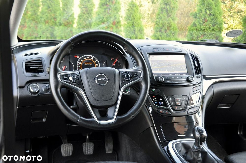 Opel Insignia - 31