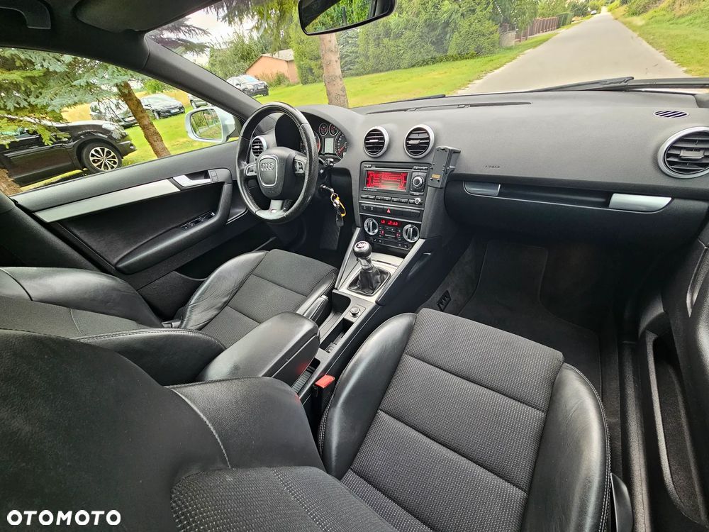 Audi A3 Sportback 2.0 TDI DPF S line Sportpaket - 15