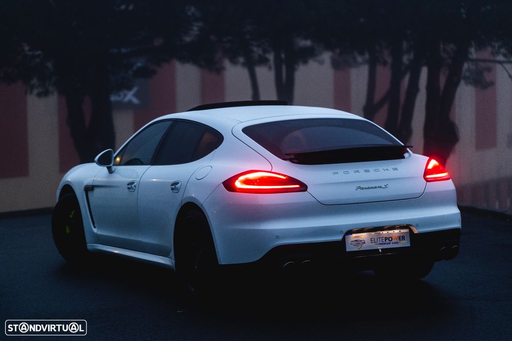 Porsche Panamera S Hybrid - 8