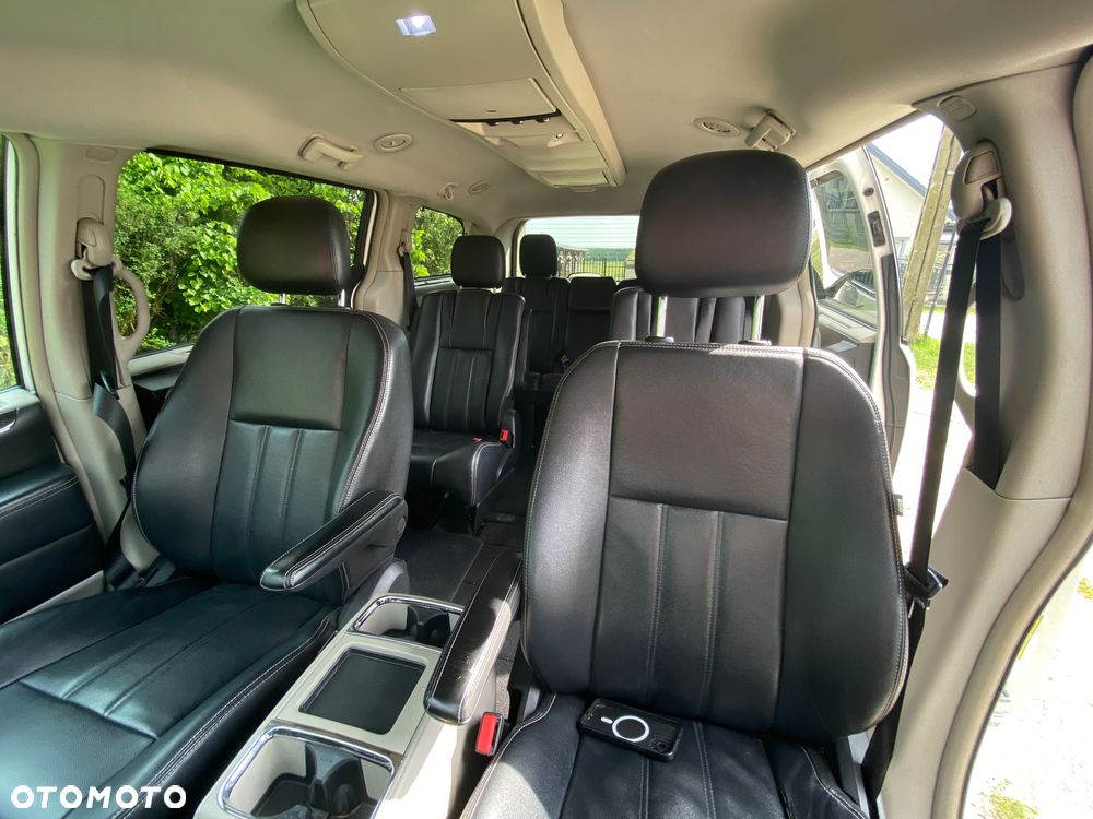 Chrysler Town & Country 3.6 Touring - 7