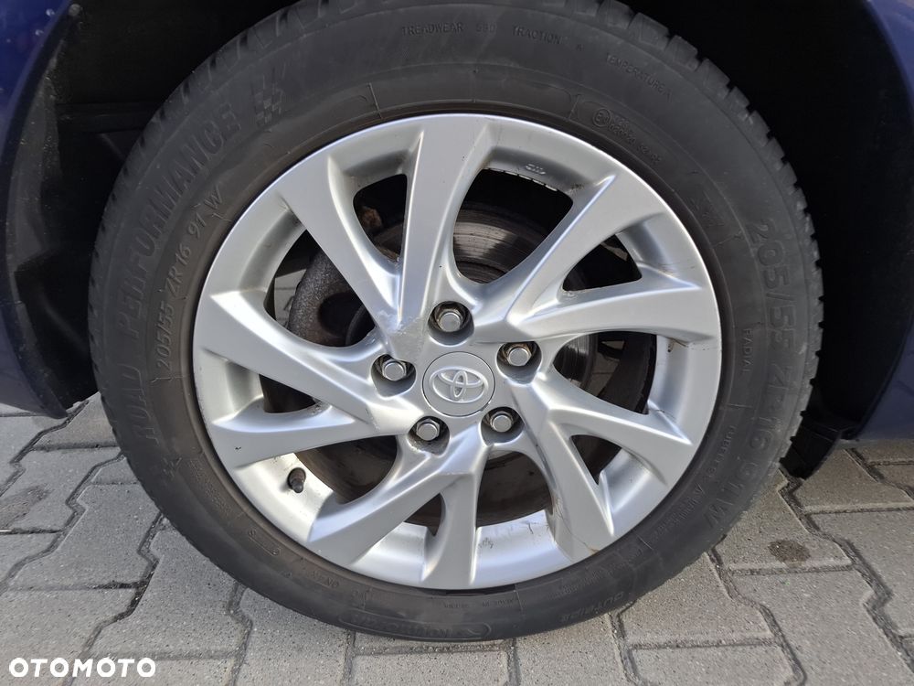Toyota Auris 1.2 Turbo Comfort - 23