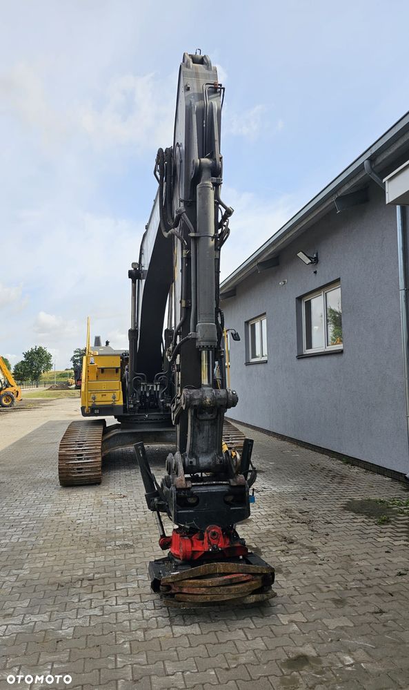 Volvo EC250EL - 8