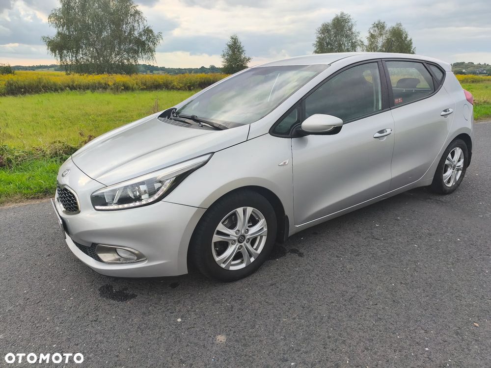Kia Ceed 1.6 CRDi L - 10