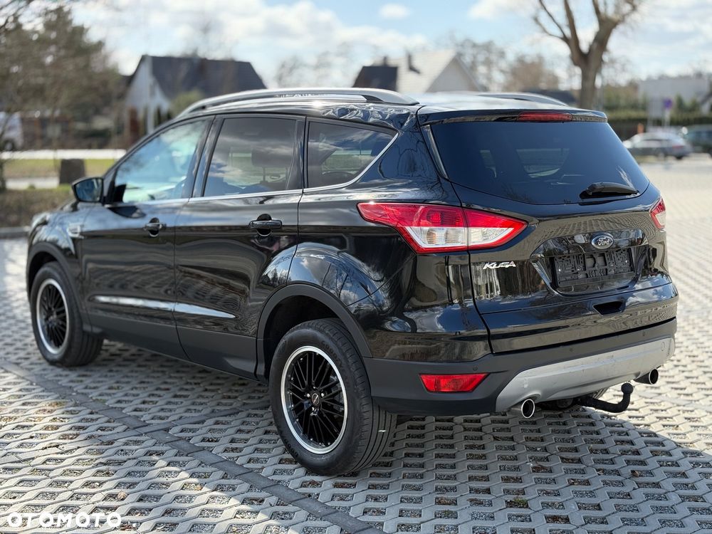 Ford Kuga 2.0 TDCi 4x4 Titanium - 4
