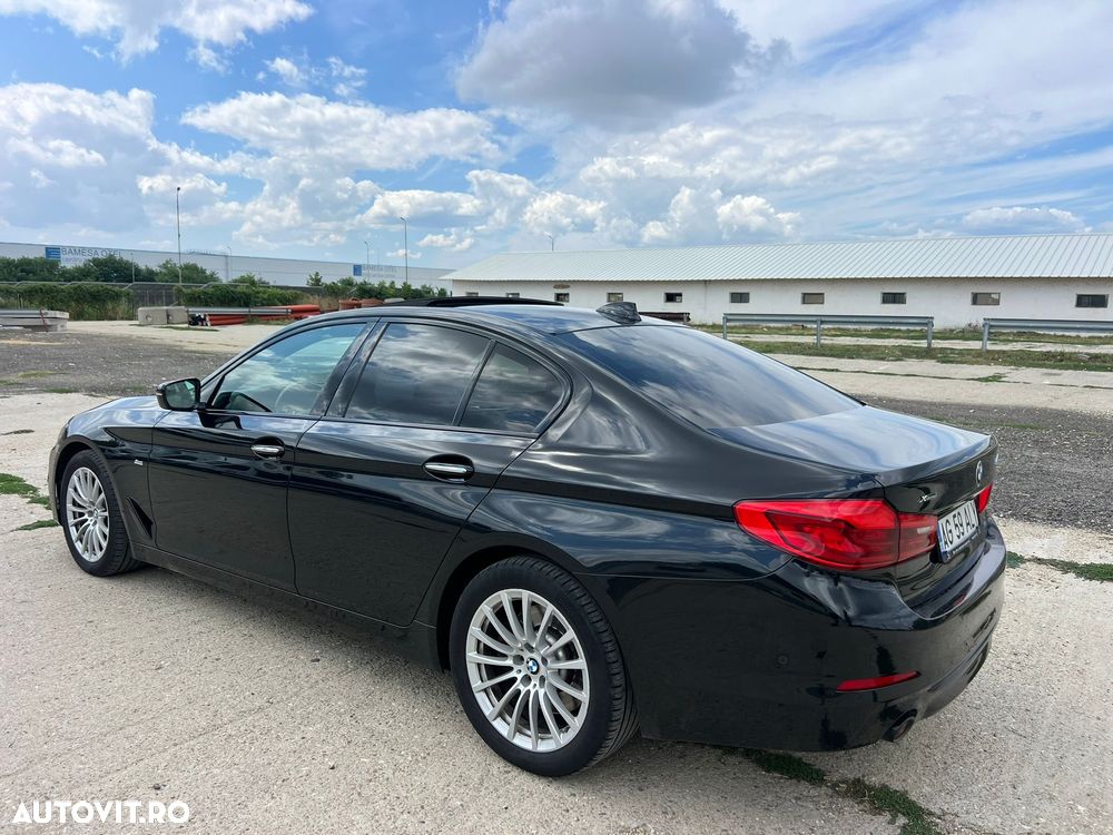 BMW Seria 5 530d xDrive Touring Aut. Sport Line - 8