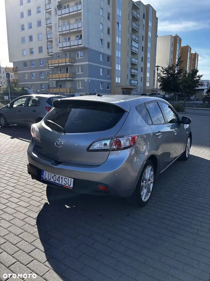 Mazda 3 2010 photo 3