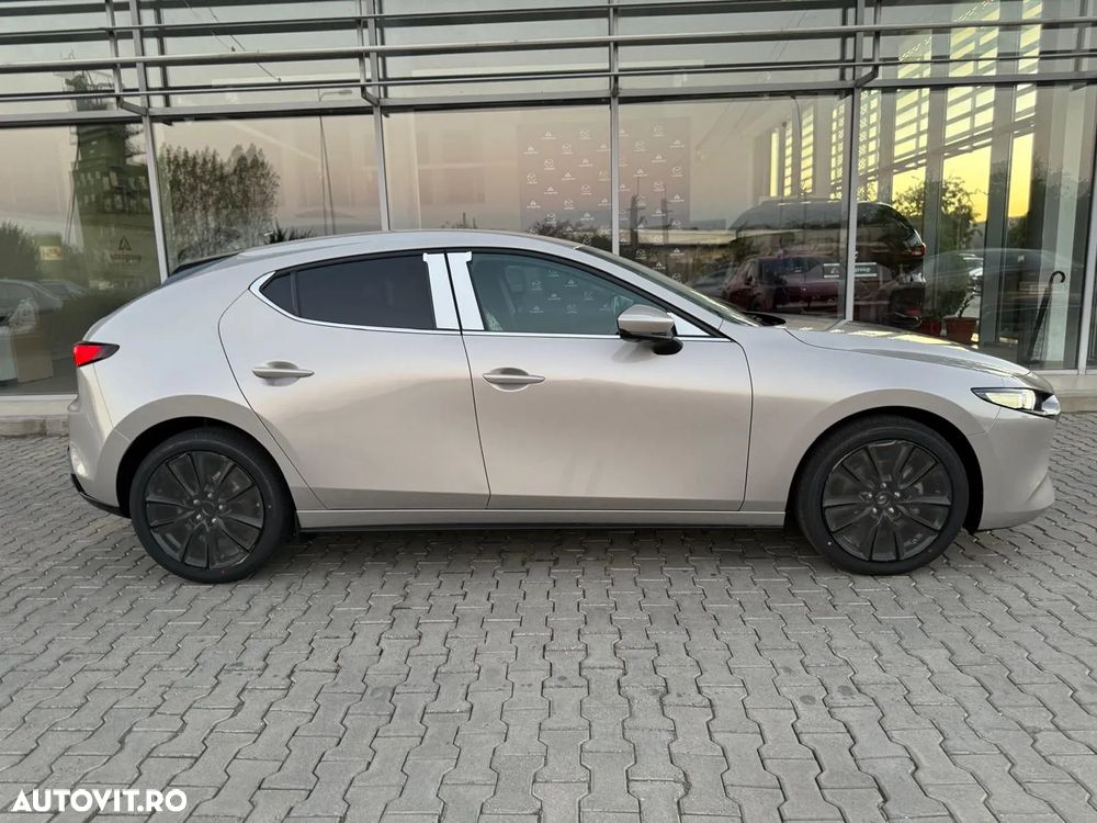 Mazda 3 e-Skyactiv X186 AT MHEV Exclusive-Line - 4