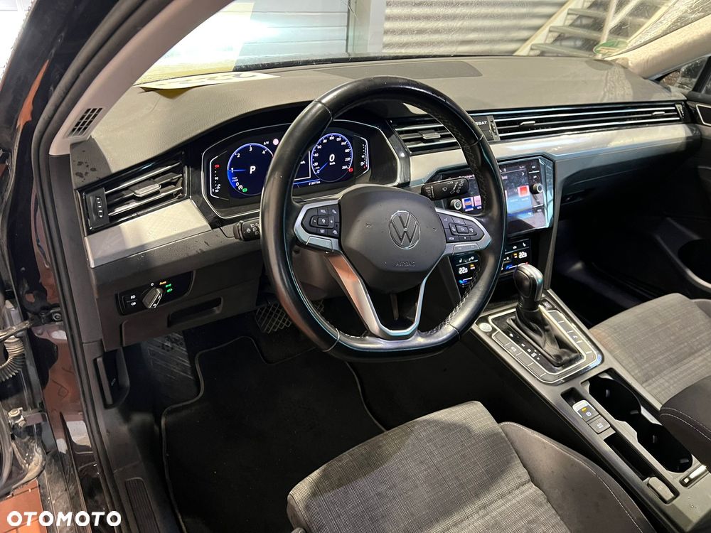 Volkswagen Passat Variant 2.0 TDI DSG (BlueMotion Technology) Comfortline - 5