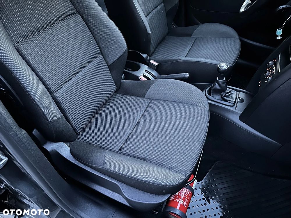 Peugeot 207 1.4 Trendy - 17