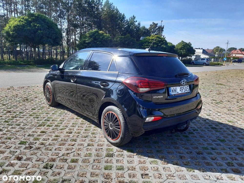Hyundai i20 blue 1.2 Advantage+ - 7