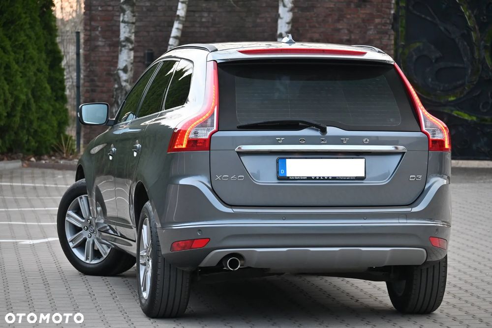 Volvo XC 60 D3 Geartronic Momentum - 12