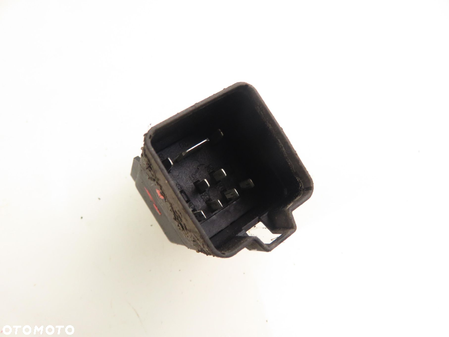 PRZEKAŹNIK ŚWIEC HONDA CIVIC VIII 2.2 CTDi  0281003030 - 4