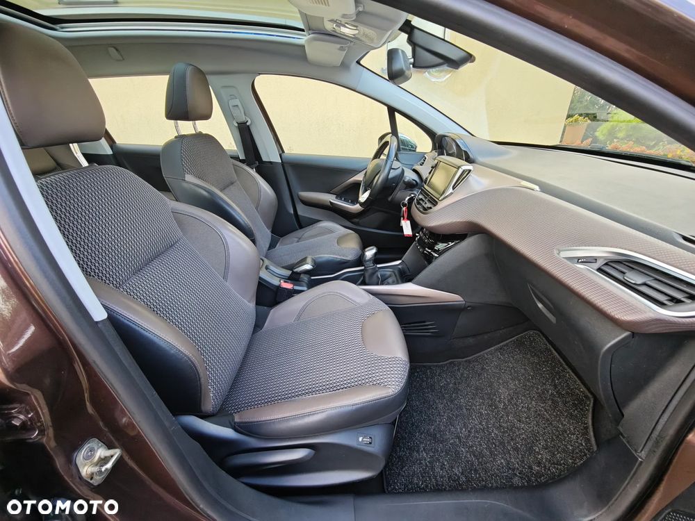Peugeot 2008 - 16