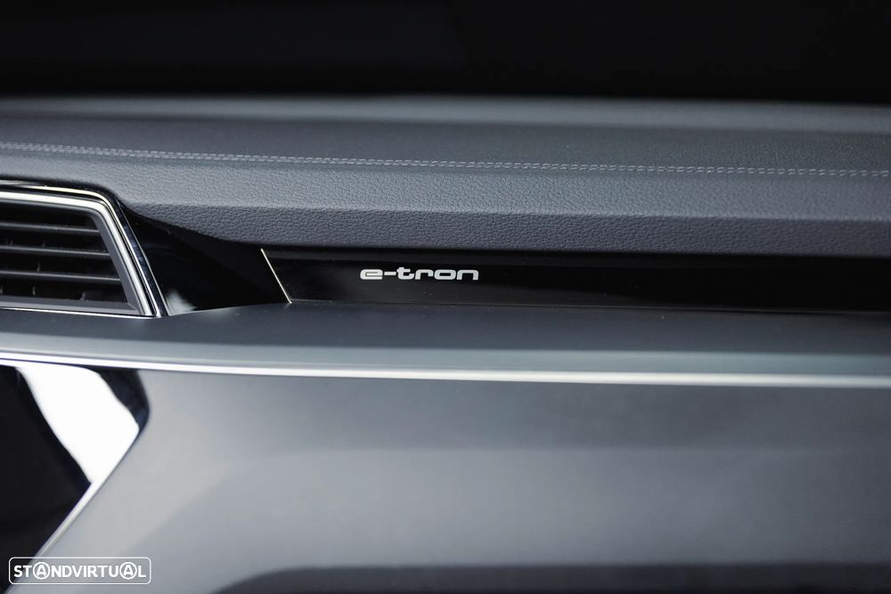 Audi e-tron 50 quattro advanced - 13