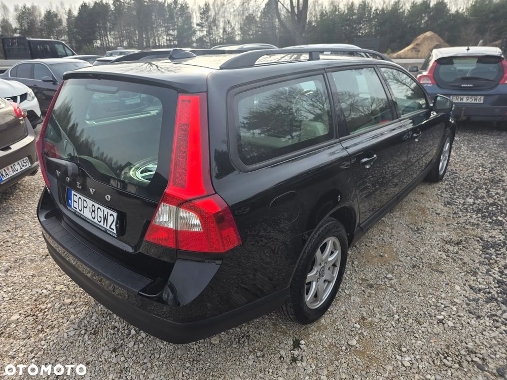 Volvo V70 2.0D Momentum - 29