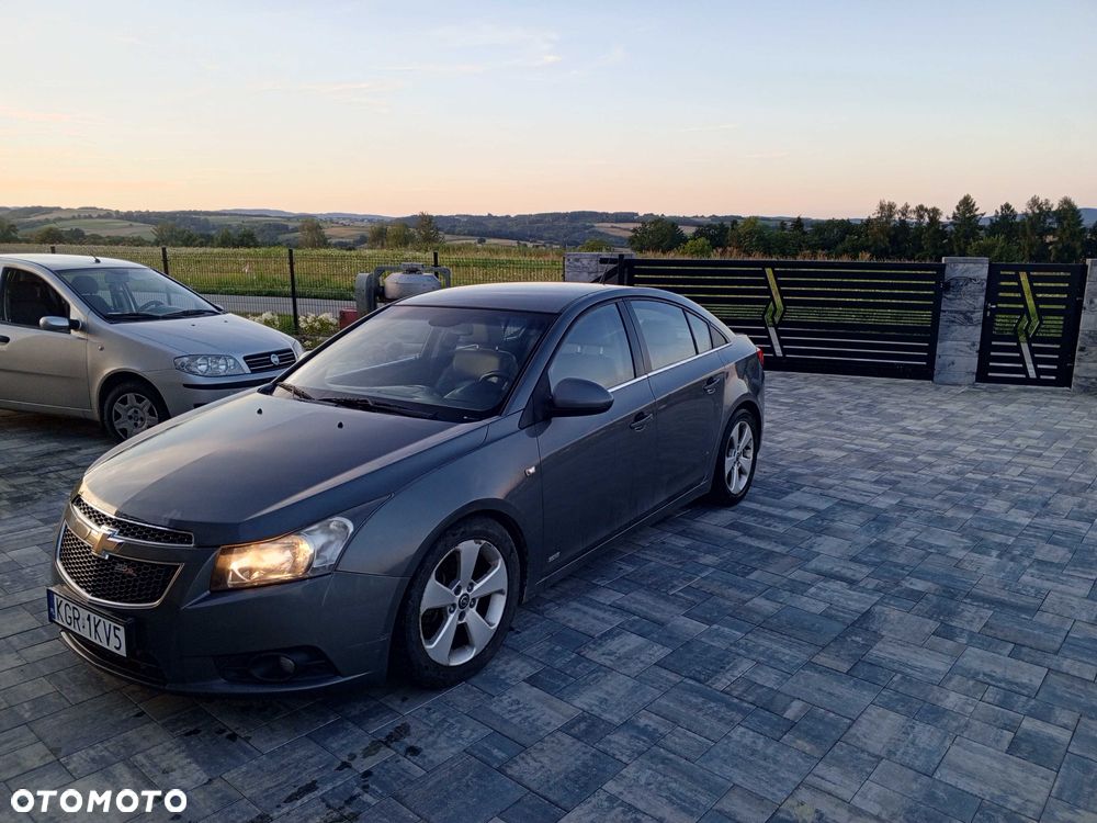 Chevrolet Cruze - 2