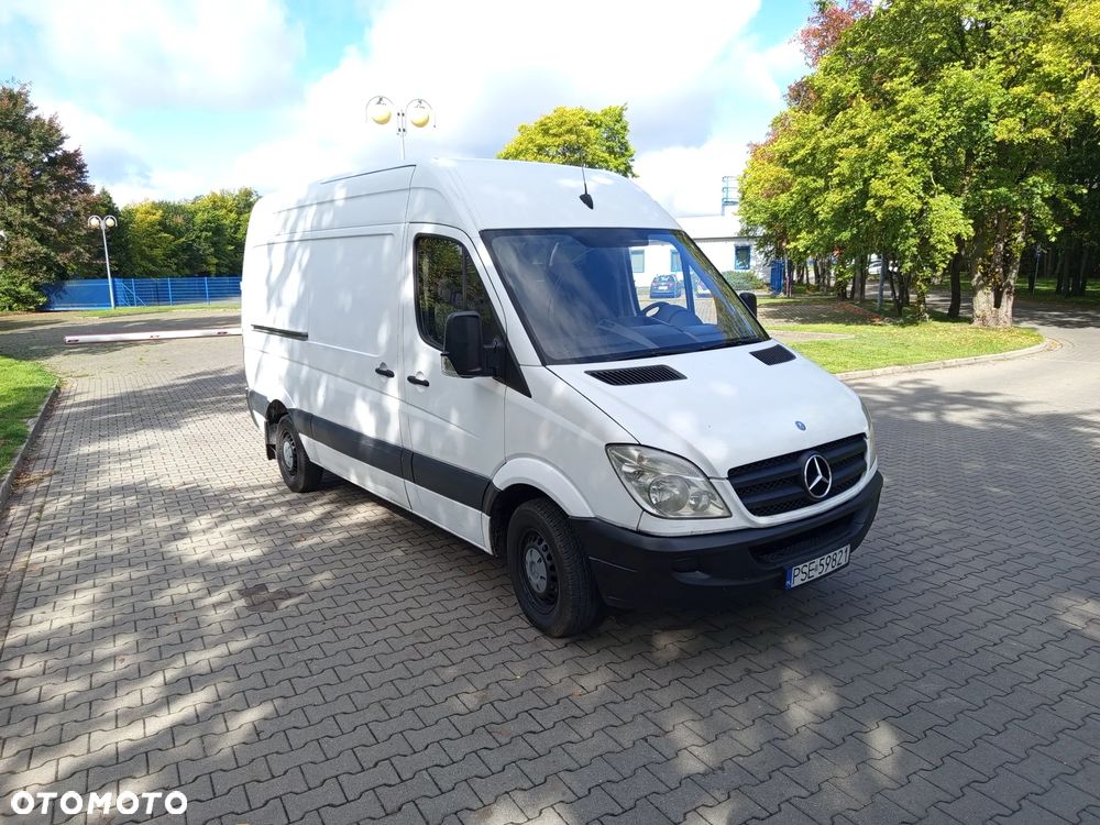 Mercedes-Benz Sprinter 906.213 - 8