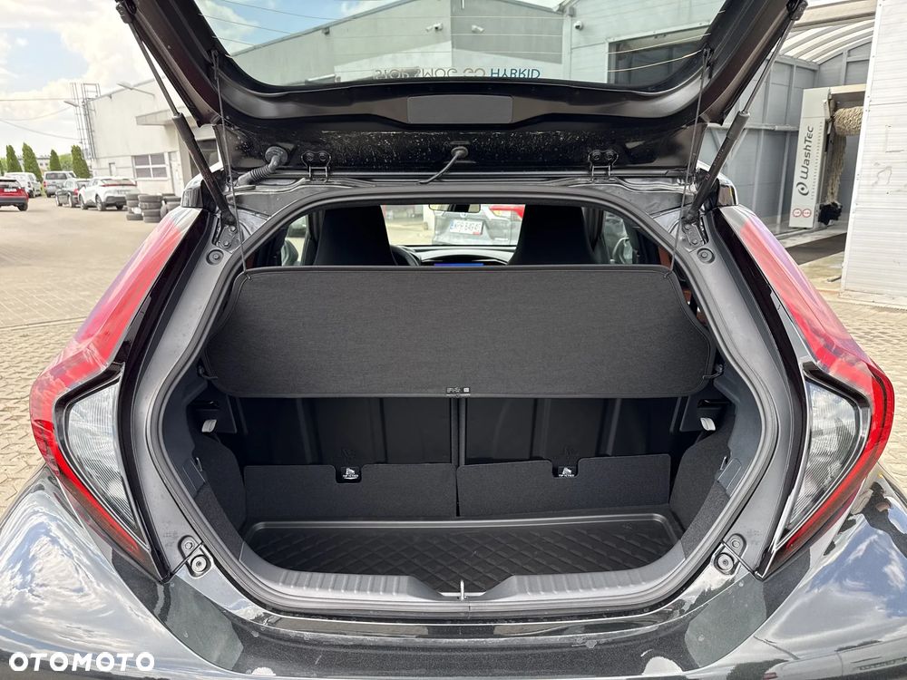 Toyota Aygo X - 13