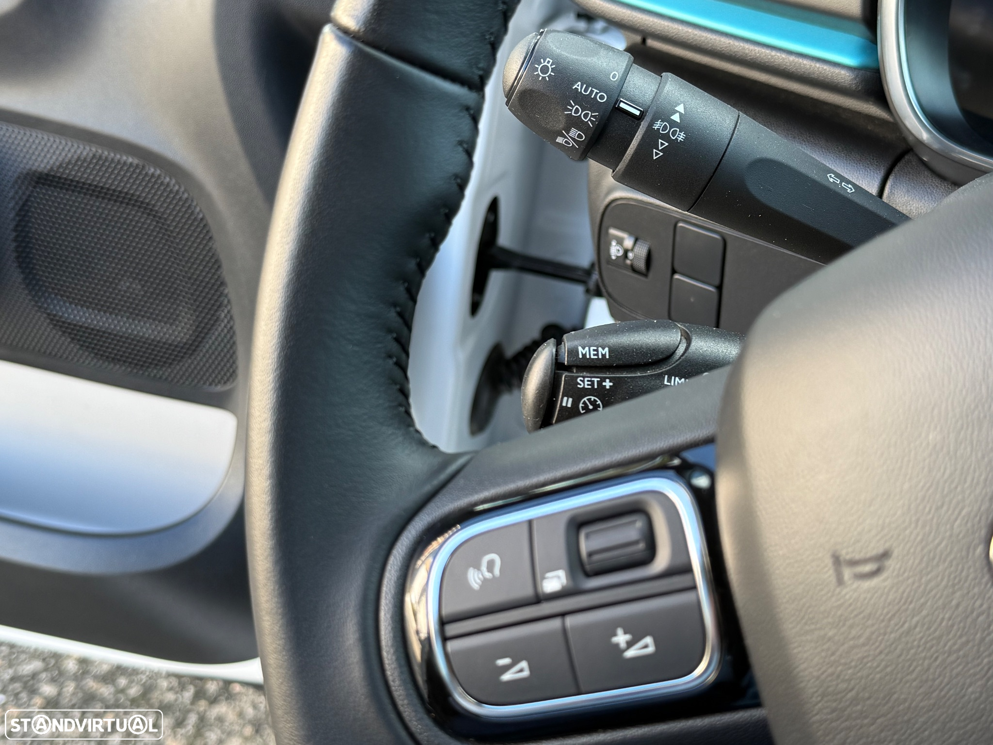 Citroën C3 1.2 PureTech Shine - 32