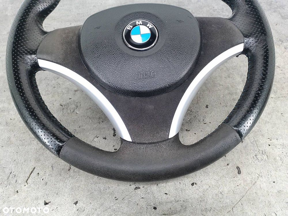KIEROWNICA Z PODUSZKĄ BMW 1 E81 3057364  3051642 - 6
