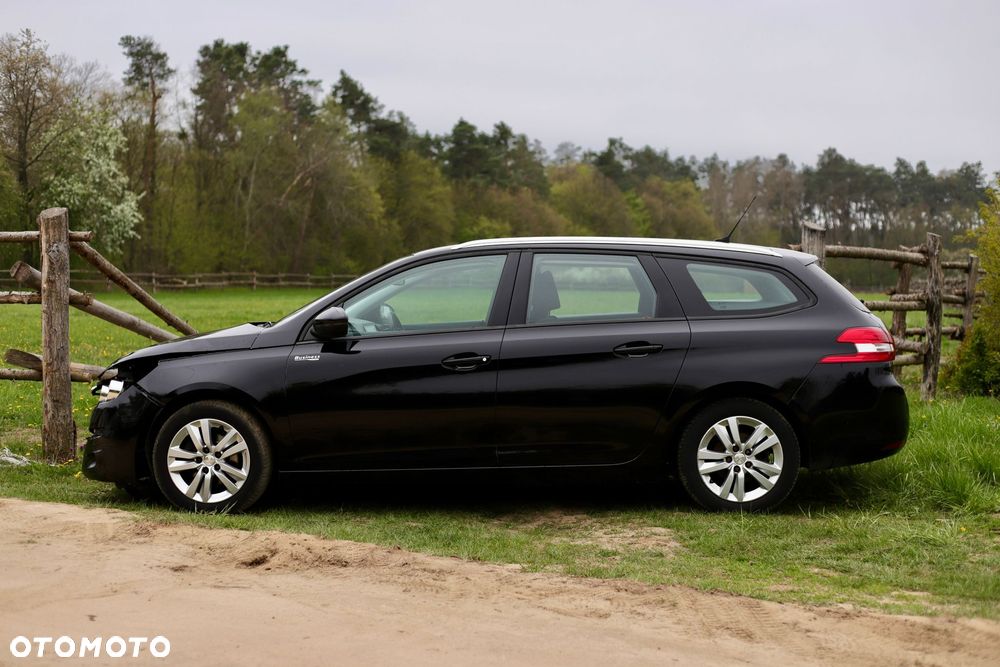 Peugeot 308 BlueHDi 120 EAT6 Stop & Start Active Business-Paket - 20